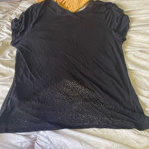 Lululemon mesh workout top size 8